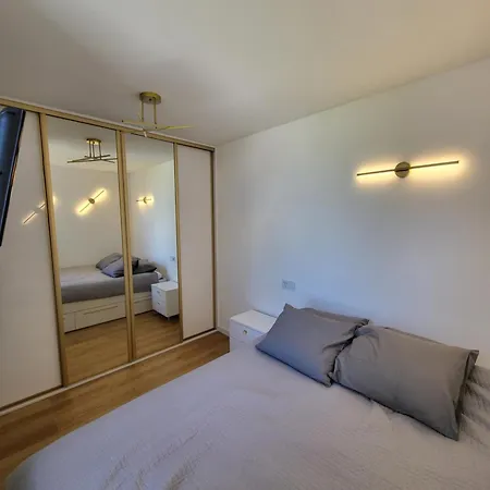 Praga Old Town- Pge National Stadium Gold 바르샤바