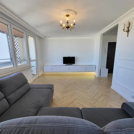 Praga Old Town- Pge National Stadium Gold *